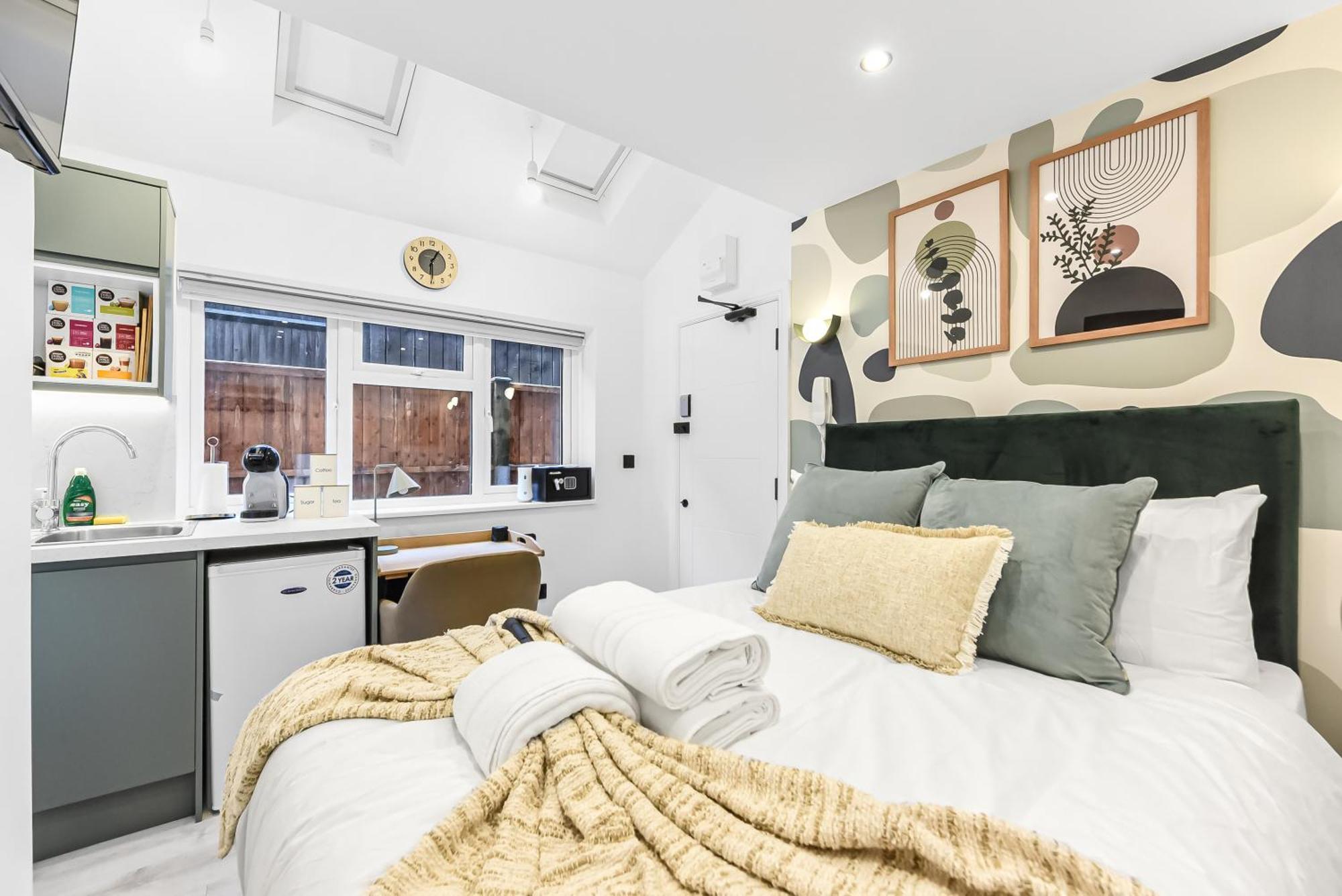 Experience In A Unique & Vibrant Apartamento